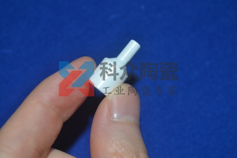 氧化鋯陶瓷推桿的特點體現在什么方面？